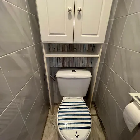 - 4 People - Parking - Terrace Apartment Antibes