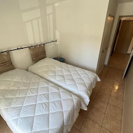 - 4 People - Parking - Terrace Apartment Antibes